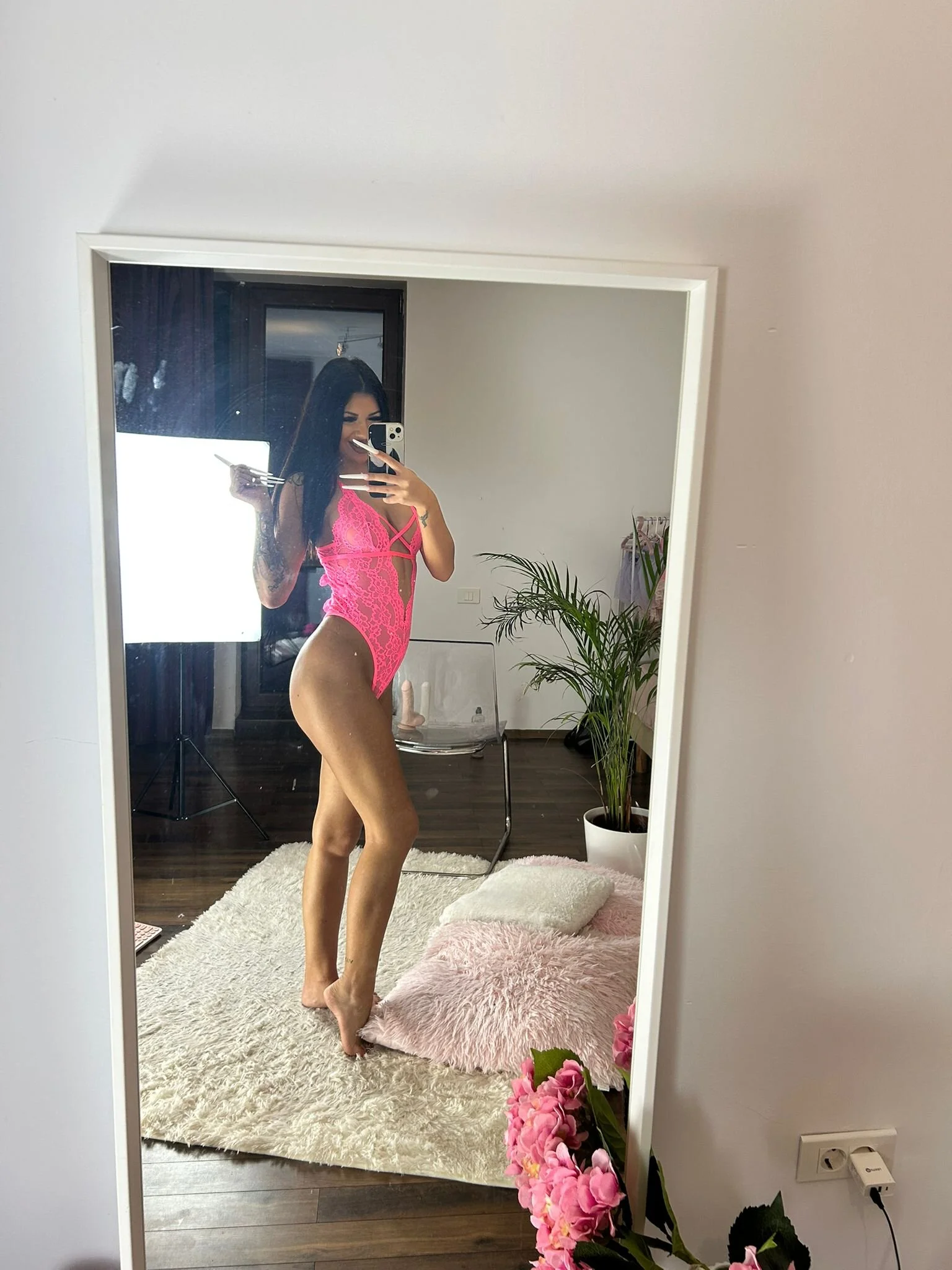 XXX Porn Photo of Nude Wow_Megan 2