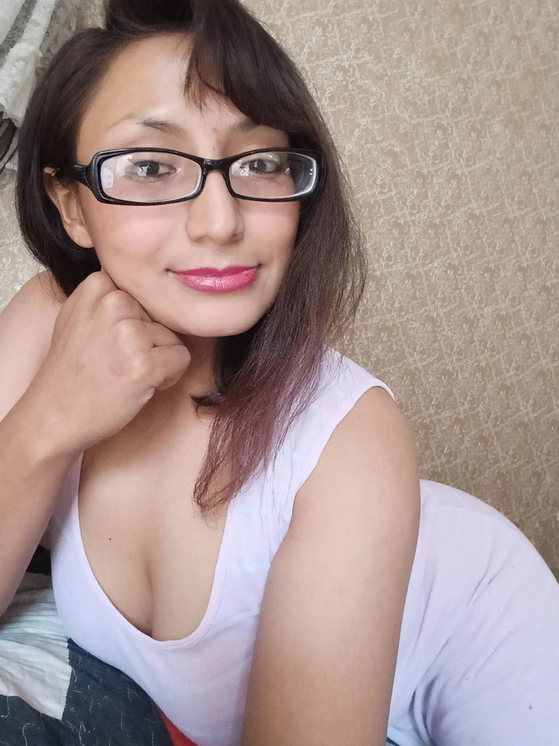 XXX Porn Photo of Nude LucyCherry69 1