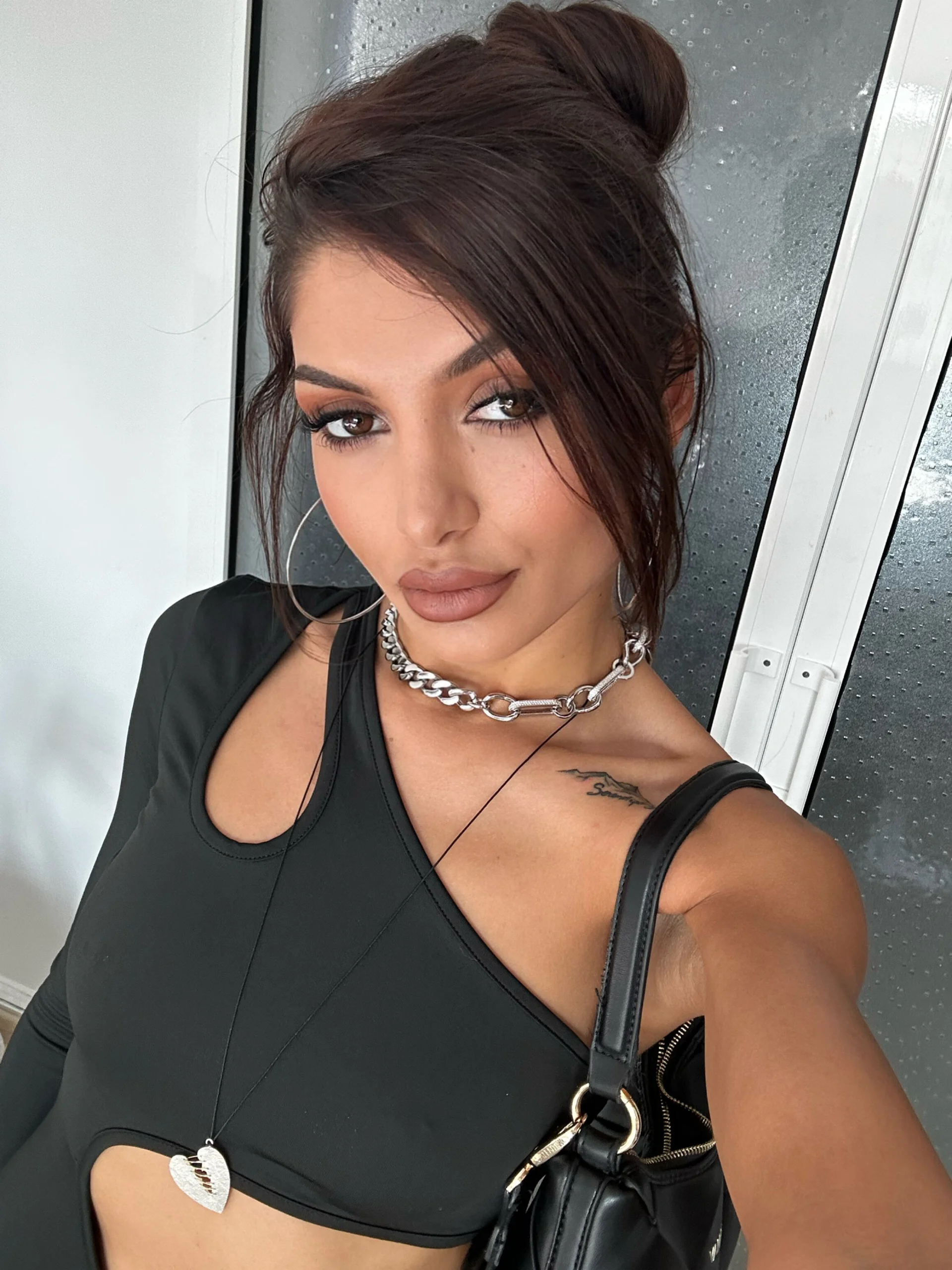 XXX Porn Photo of Nude VanessaOssry 1