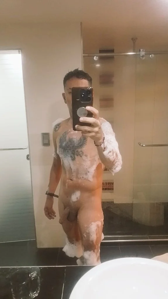XXX Porn Photo of Nude ReydePicas 1