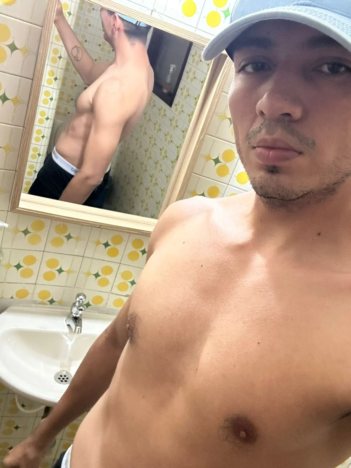 XXX Porn Photo of Nude Naughty_boys96 3