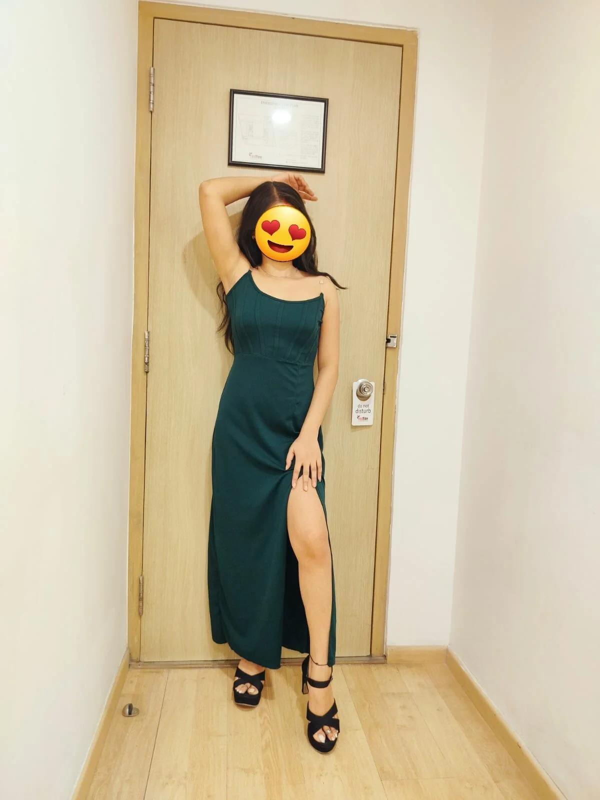XXX Porn Photo of Nude KIARA_THE__QUEEN 4