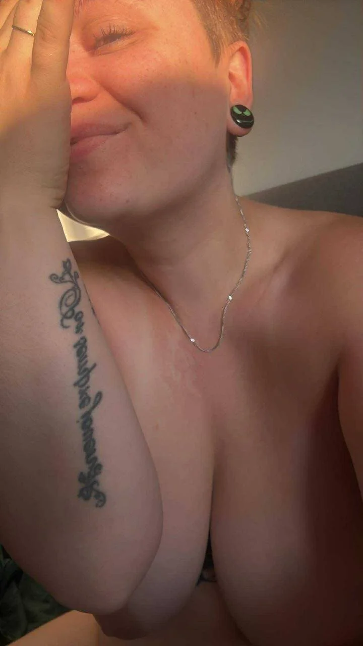 XXX Porn Photo of Nude CurvesNChaos 16