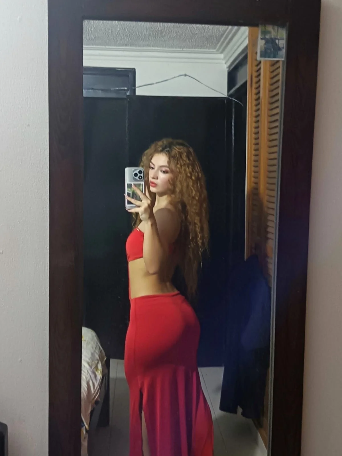 XXX Porn Photo of Nude isabela__x 13