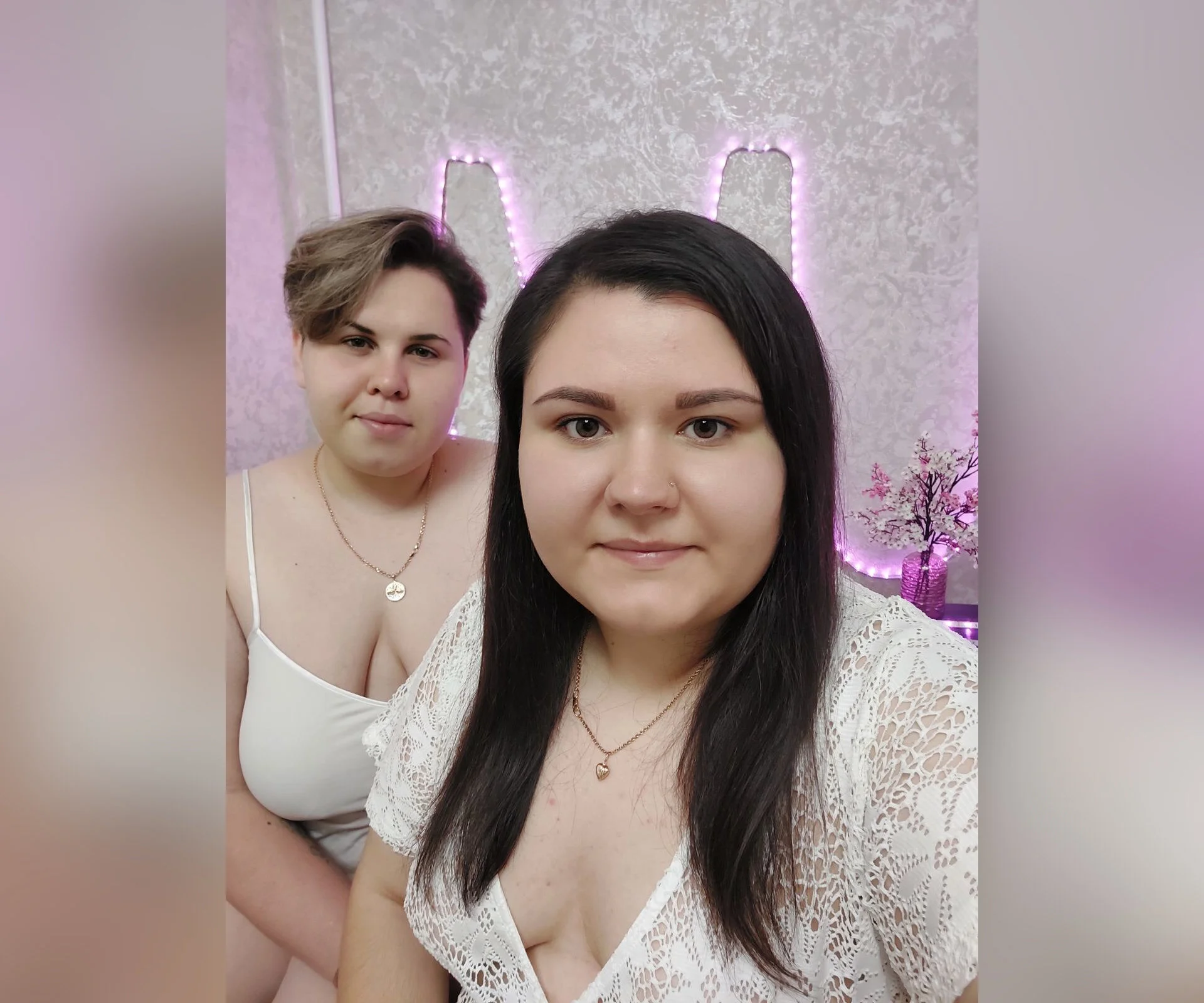 XXX Porn Photo of Nude BeckyAndHellen 16