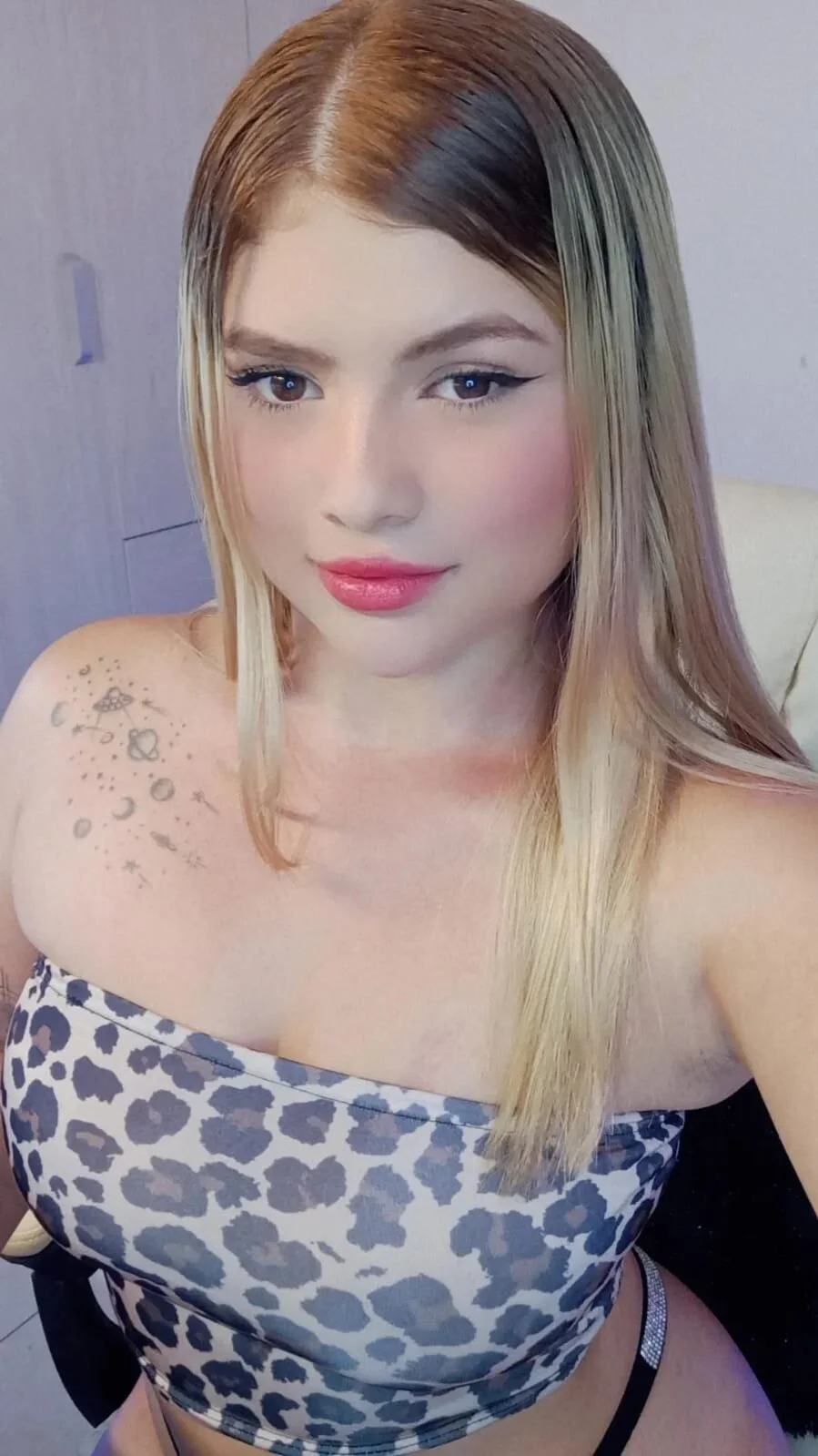 XXX Porn Photo of Nude chloejones__ 17