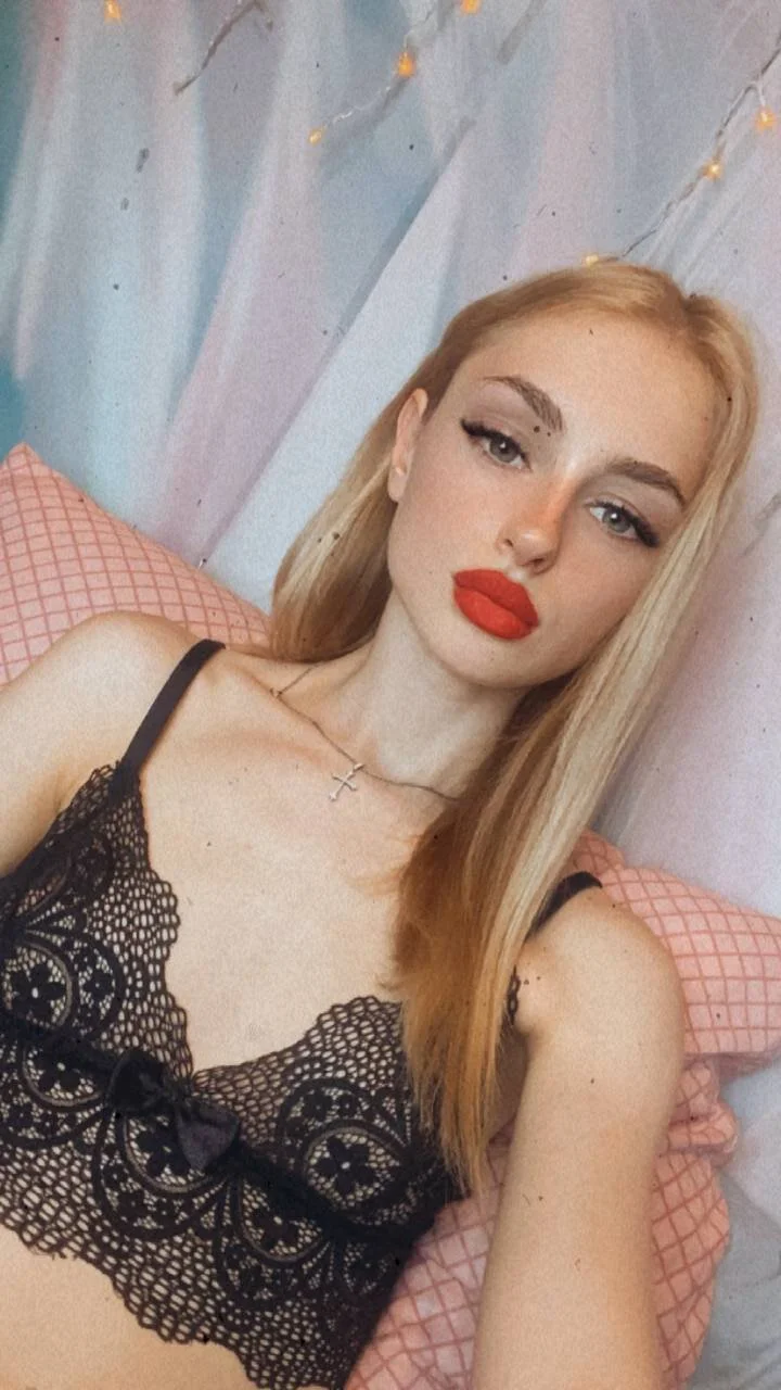 XXX Porn Photo of Nude RIta_orr 2