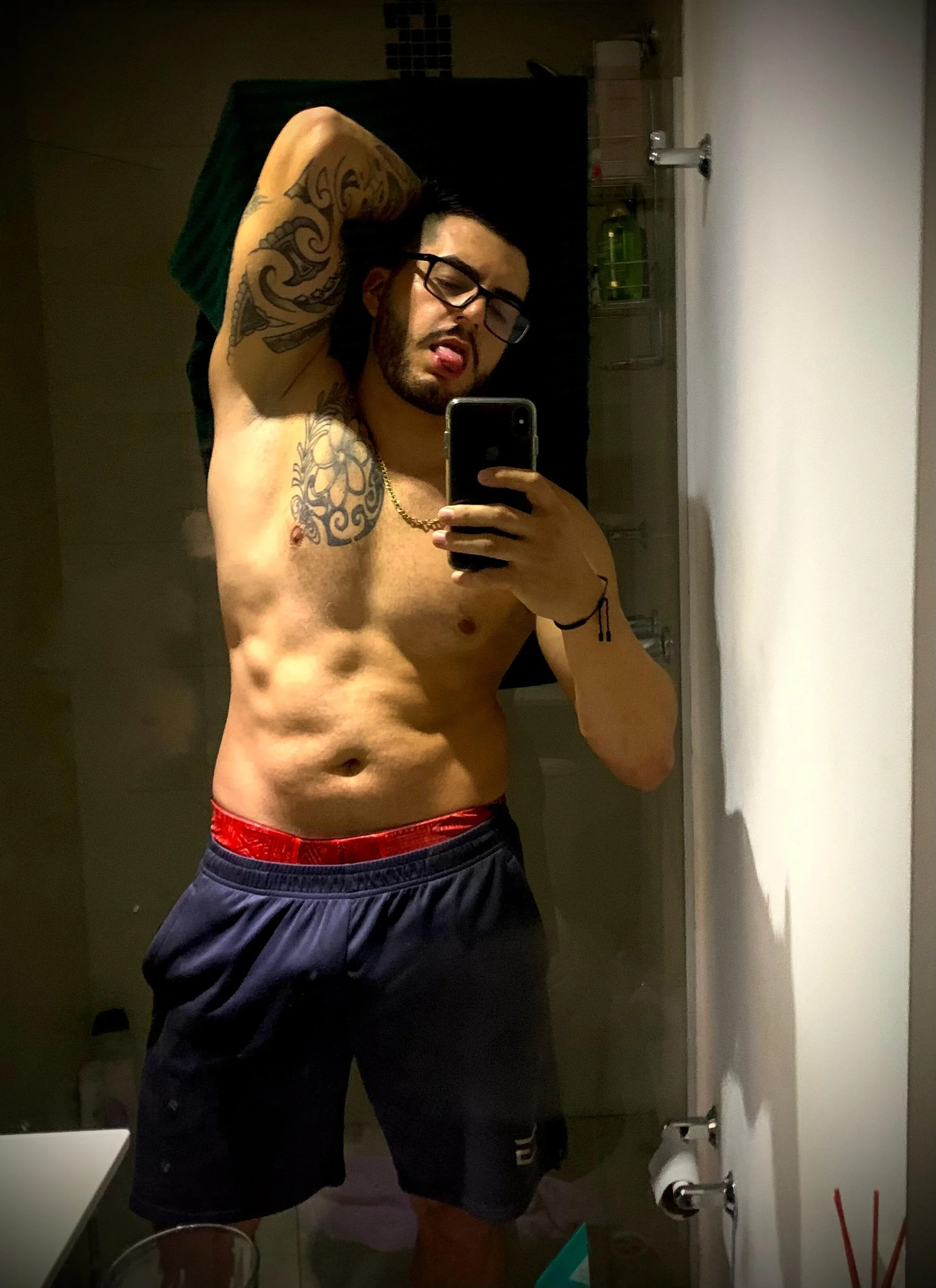 XXX Porn Photo of Nude thomas_gun 2