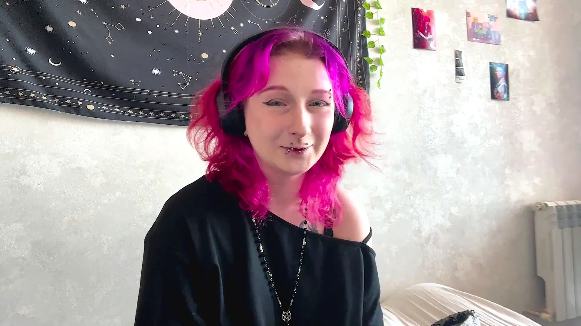 XXX Porn Photo of Nude Playful_Vi 11