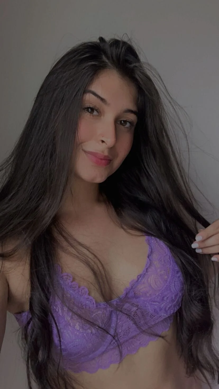 XXX Porn Photo of Nude adara_lennox 2