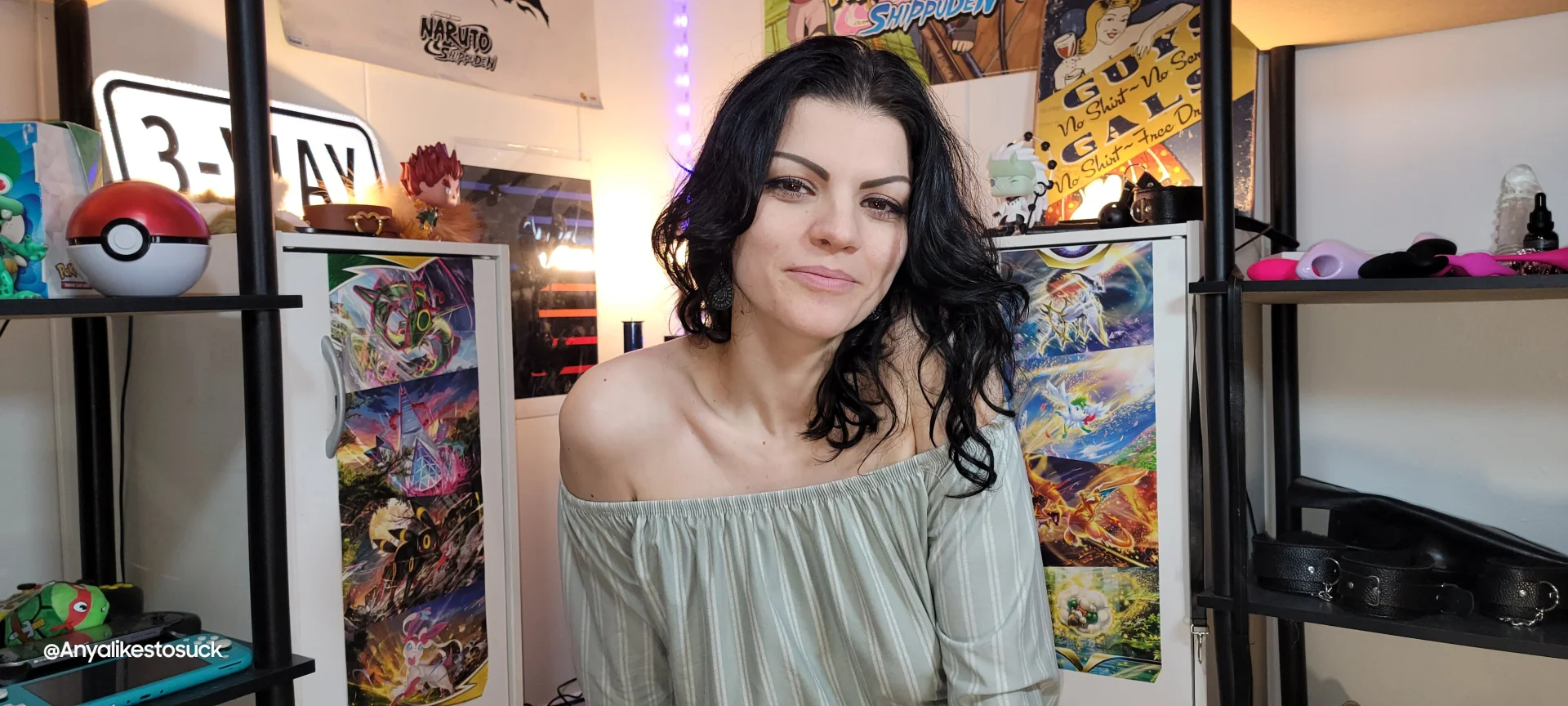 XXX Porn Photo of Nude anyalikestosuck 21