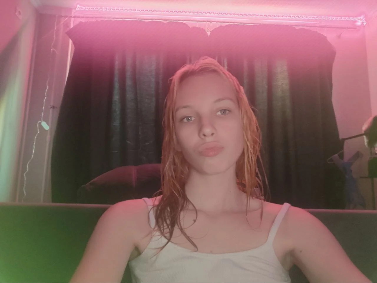 XXX Porn Photo of Nude Fafa_Fluff 17