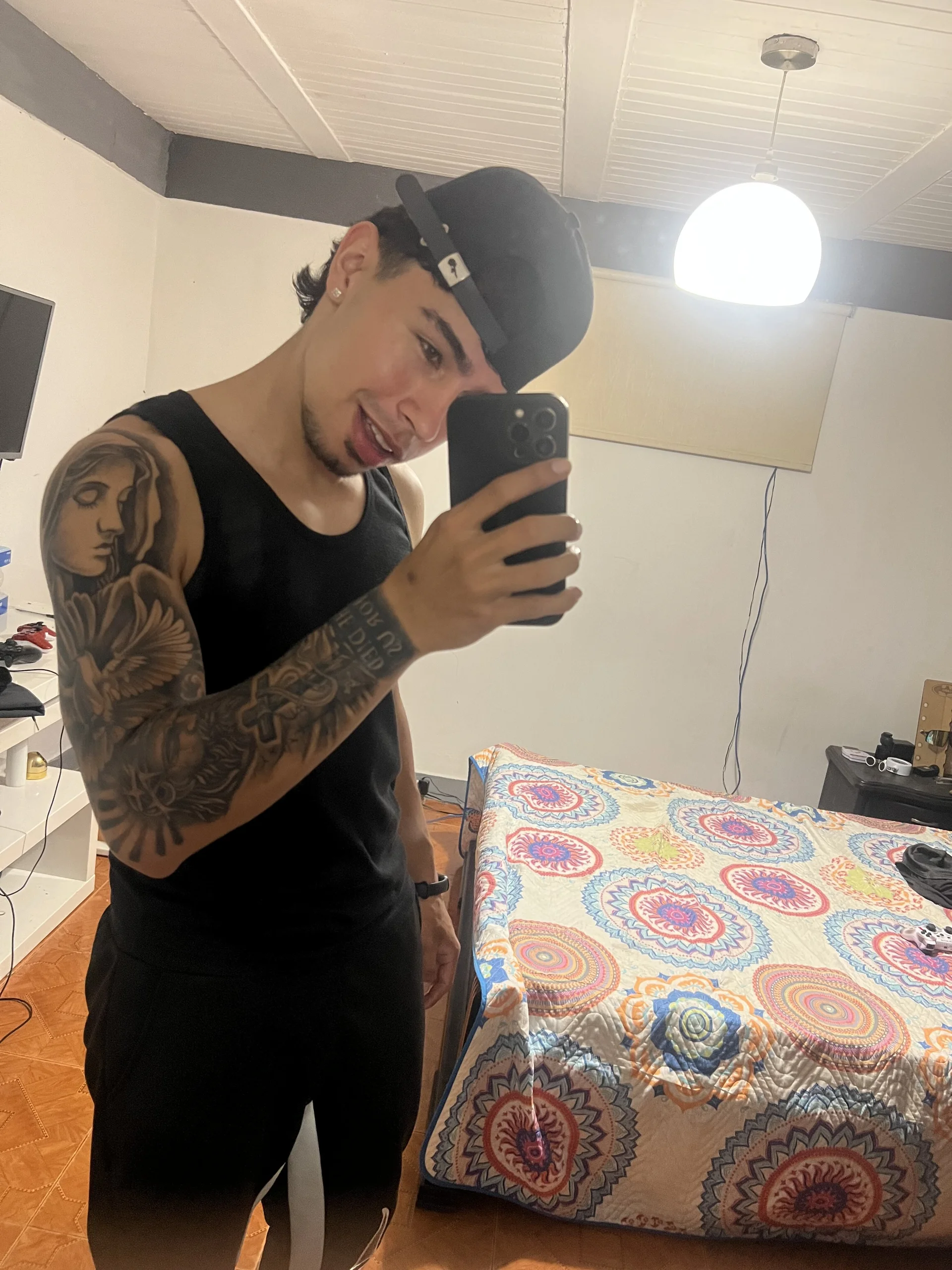 XXX Porn Photo of Nude iNoah_sins 4