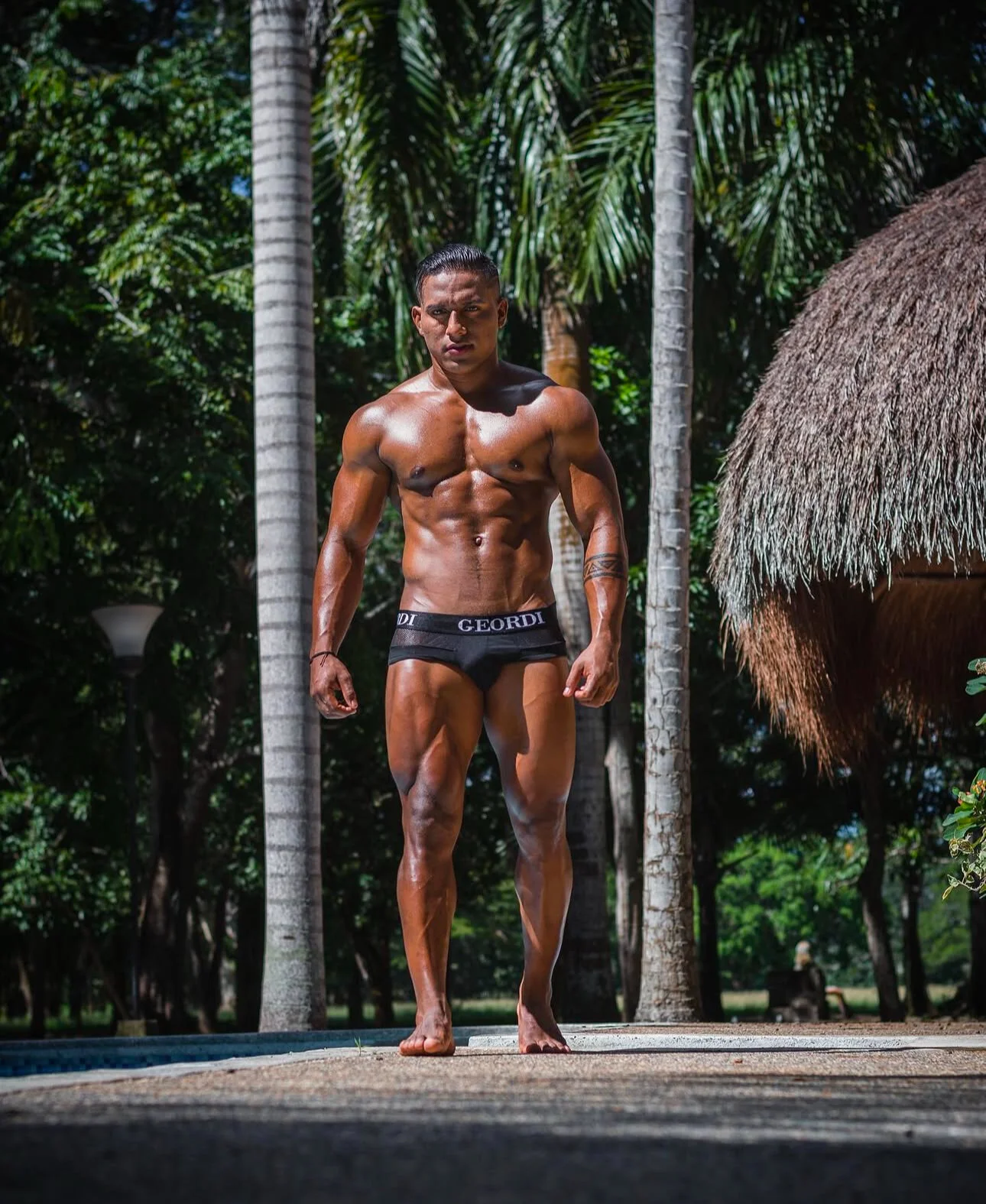 XXX Porn Photo of Nude CallumMuscle 17