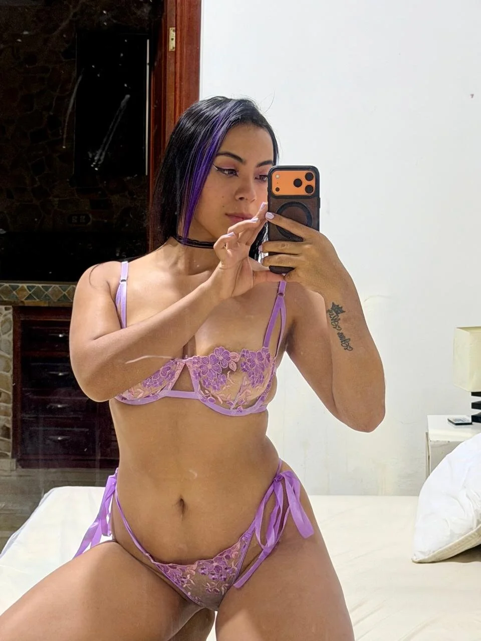 XXX Porn Photo of Nude mia_torner_11_ 18