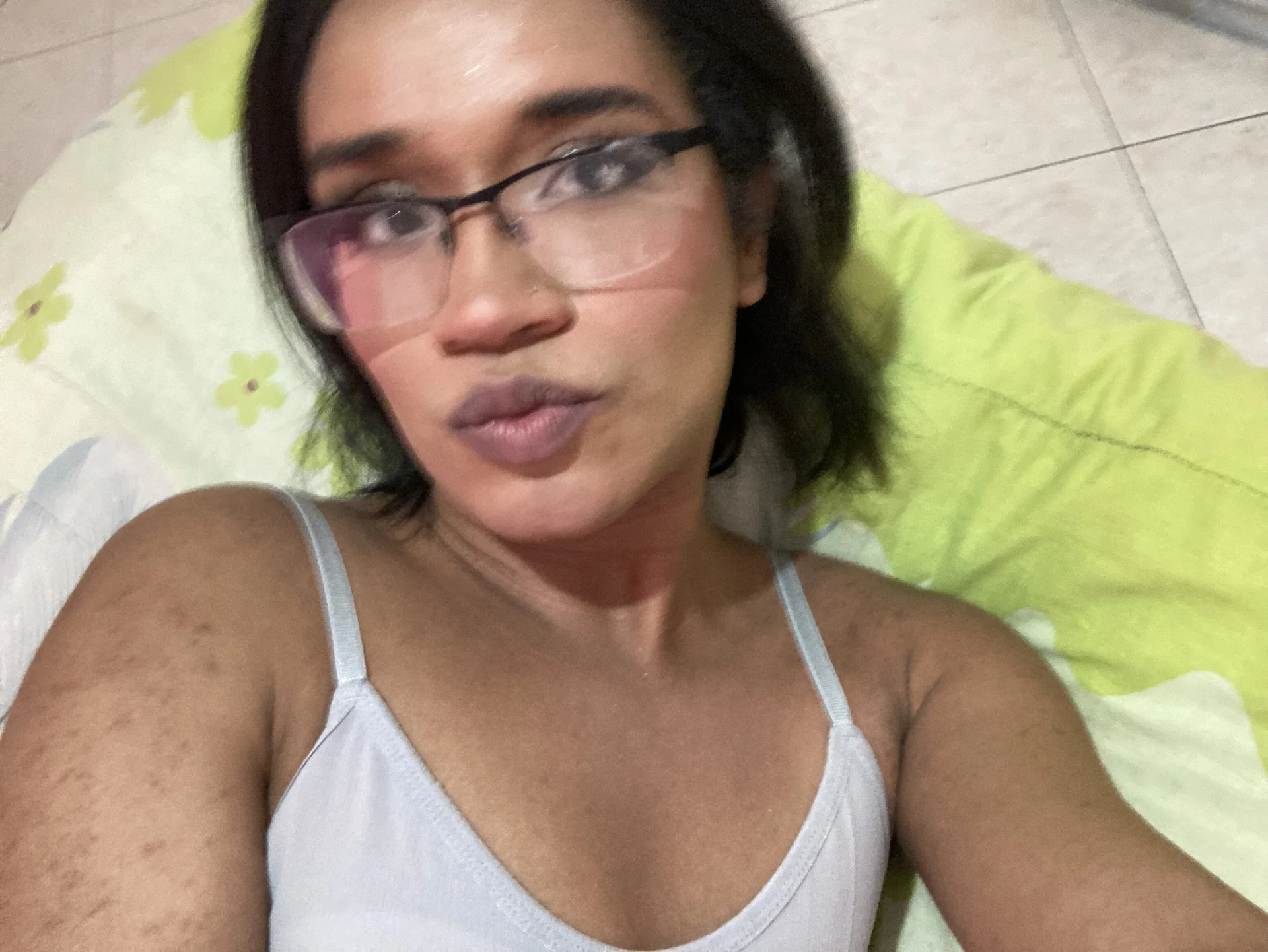XXX Porn Photo of Nude bri_horny 5