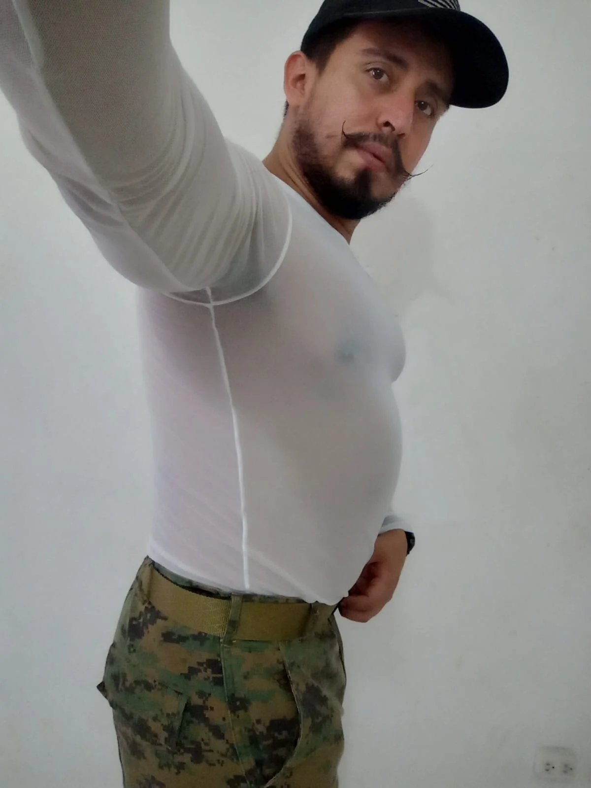 XXX Porn Photo of Nude KalethBigDick 2155