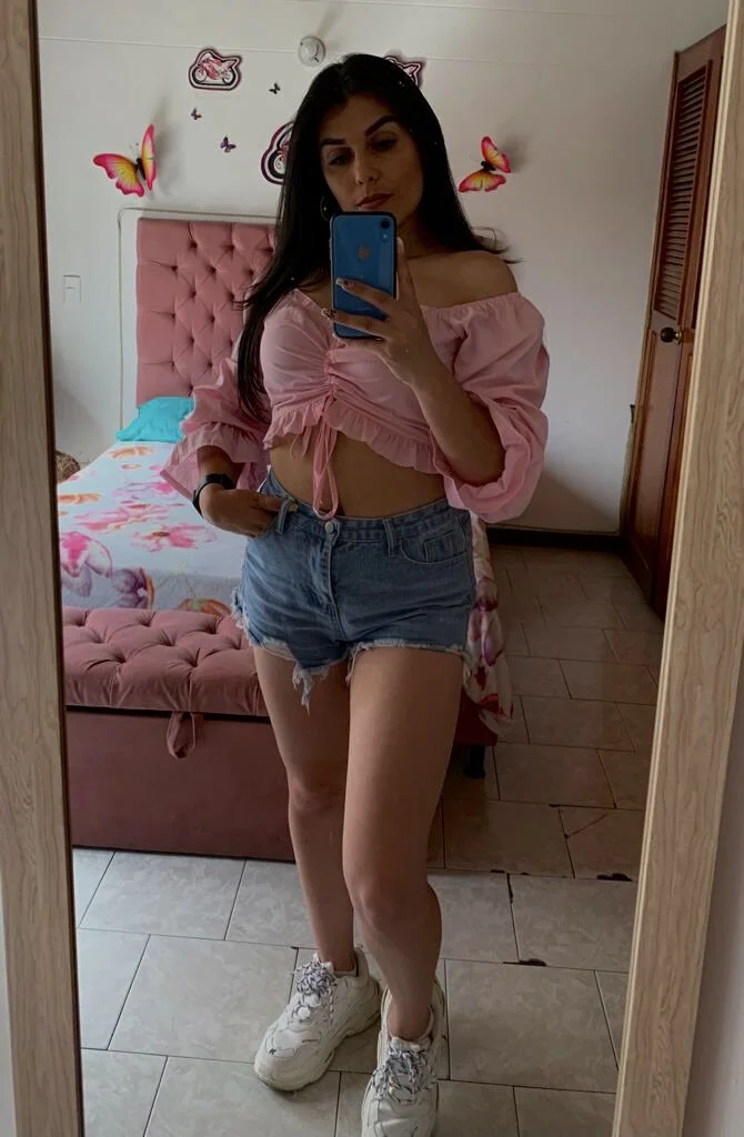 XXX Porn Photo of Nude naomyyklein__ 5