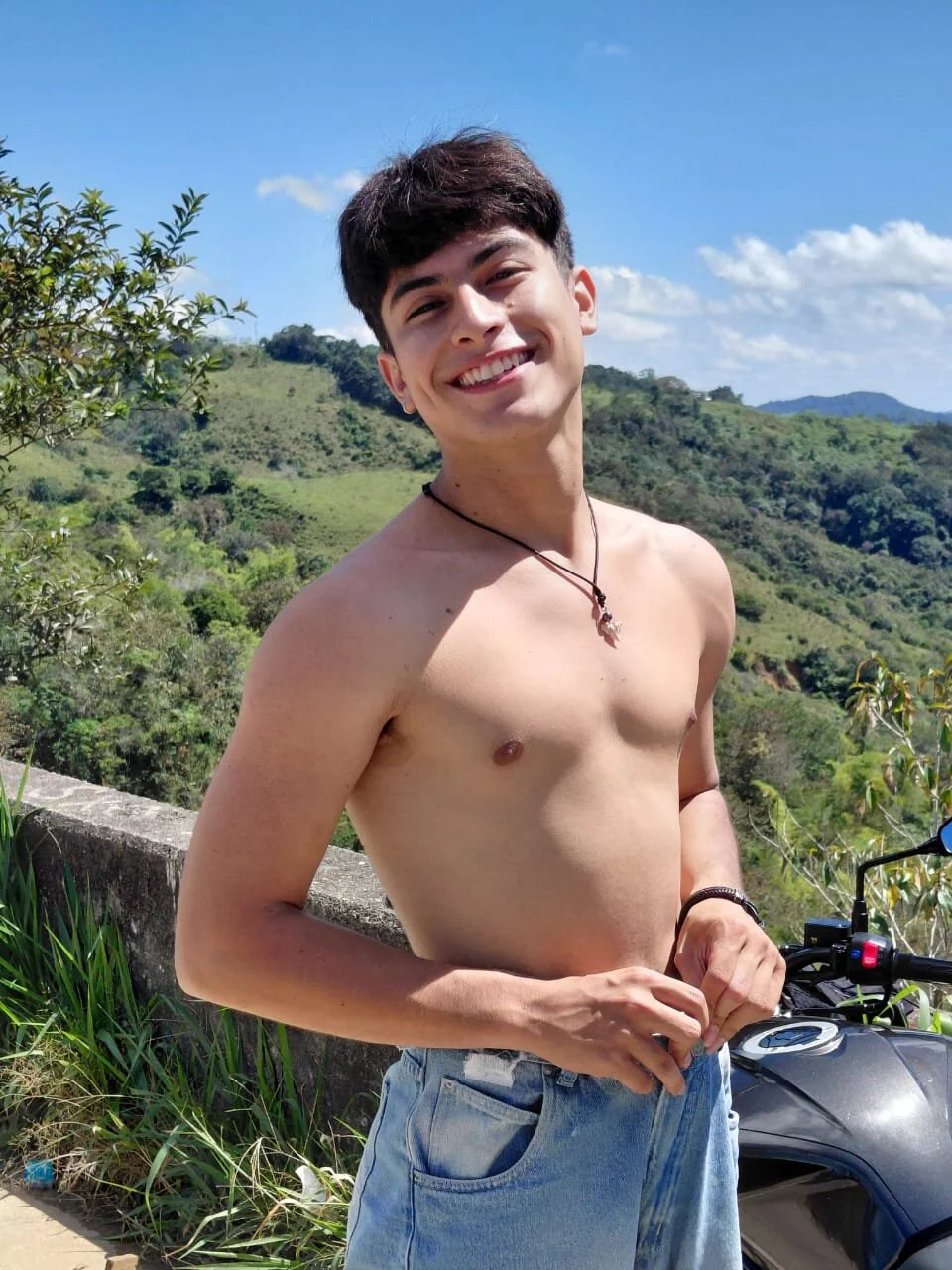 XXX Porn Photo of Nude Aaron_Eze 17