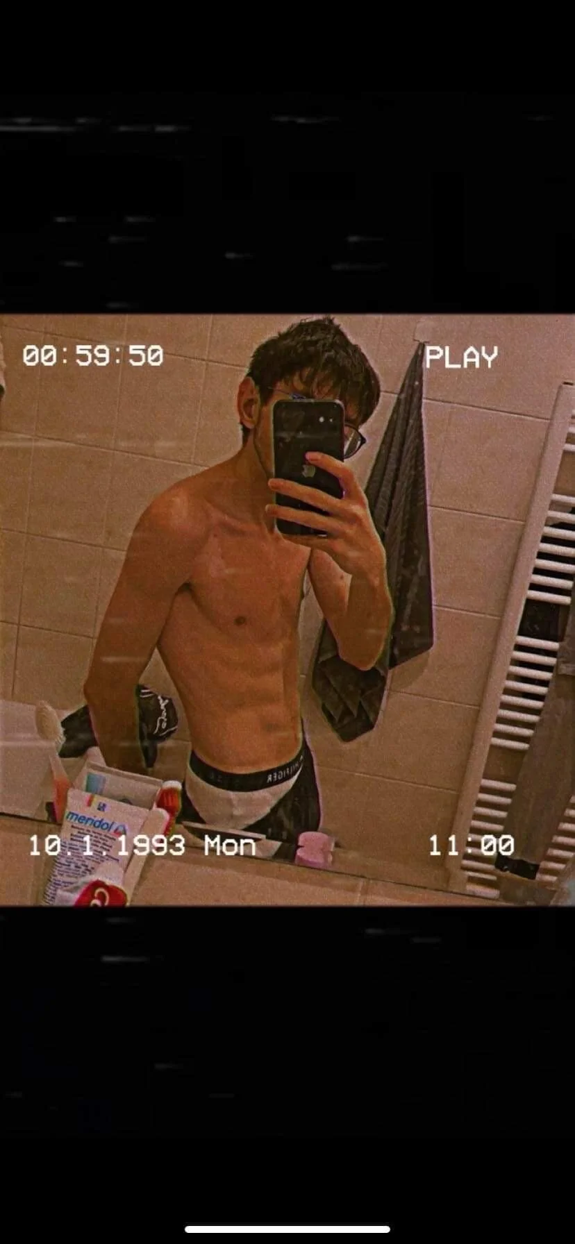 XXX Porn Photo of Nude Using_Crew 18