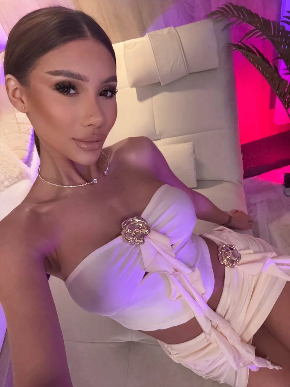 XXX Porn Photo of Nude AvaHeath 69