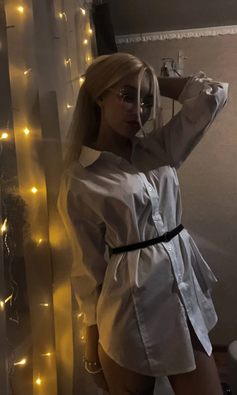 XXX Porn Photo of Nude norakisses 12