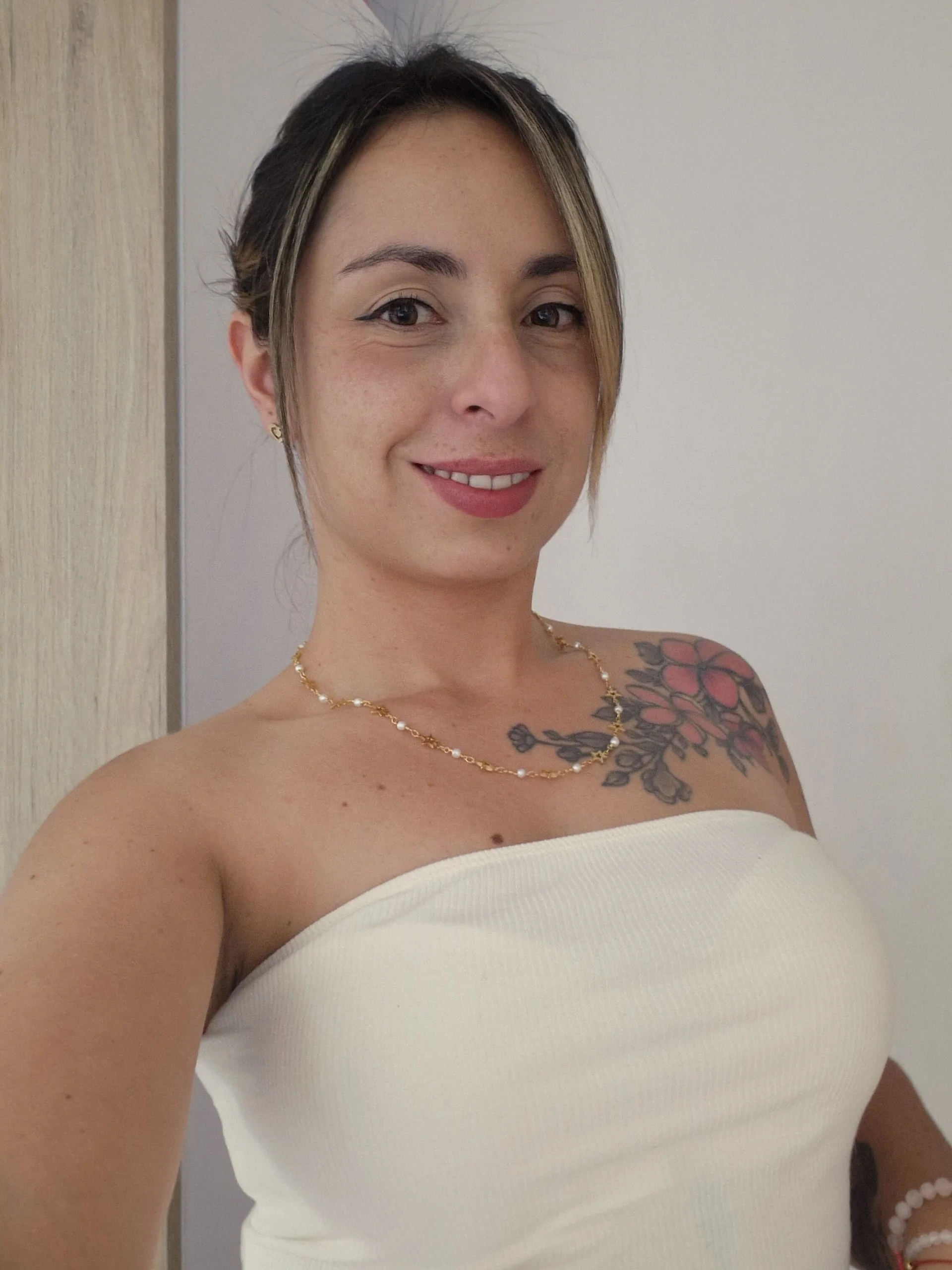 XXX Porn Photo of Nude AprilStone1 3