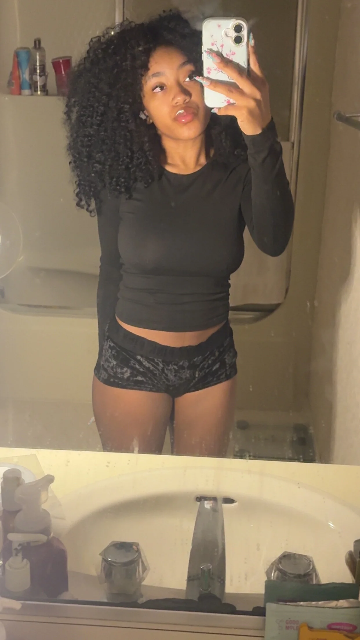 XXX Porn Photo of Nude lifeoftt_19xx 108