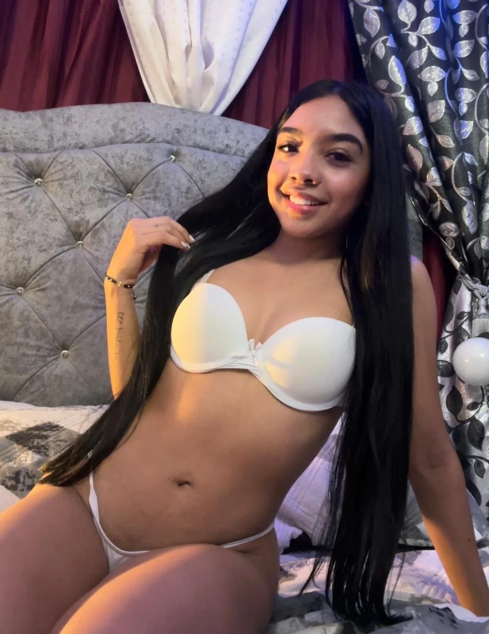 XXX Porn Photo of Nude pocahontamoon 13