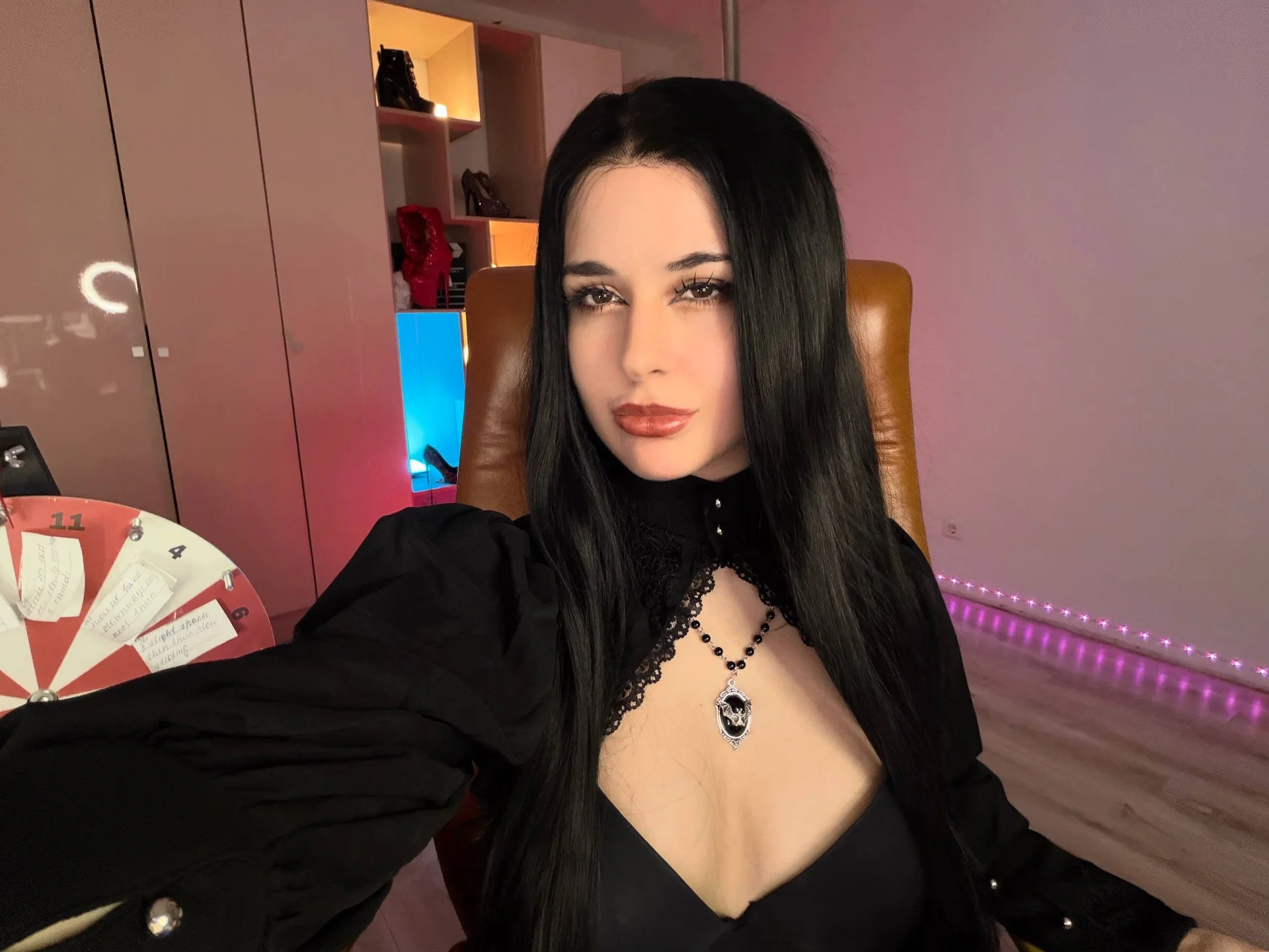 XXX Porn Photo of Nude mollyposhh 3