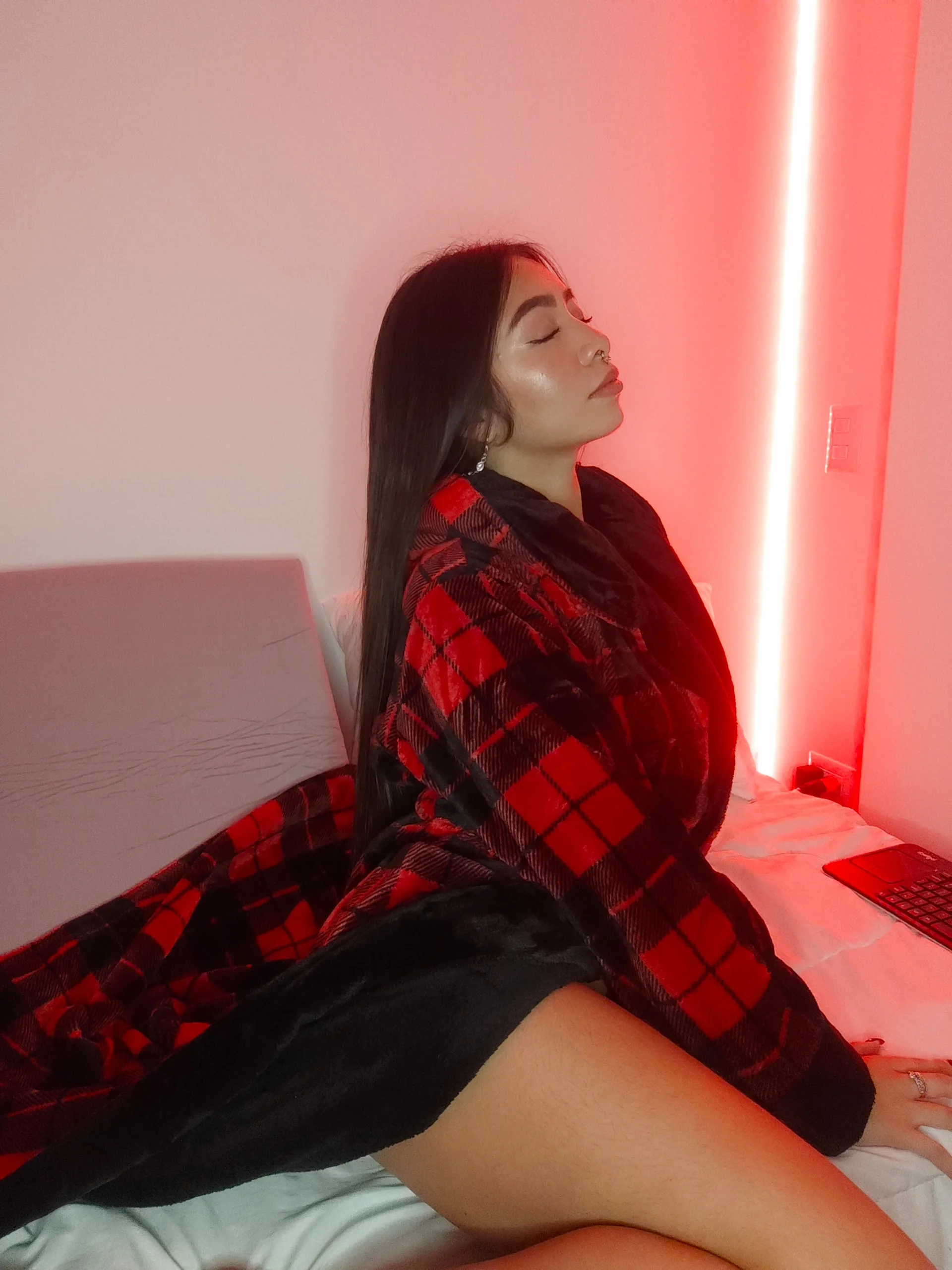 XXX Porn Photo of Nude megan_bluee23 1