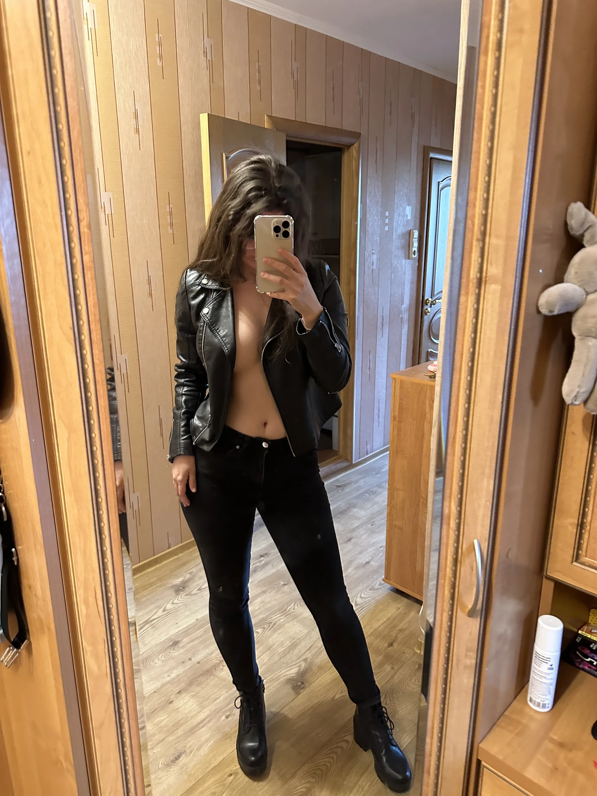 XXX Porn Photo of Nude Roni_Tailed 139