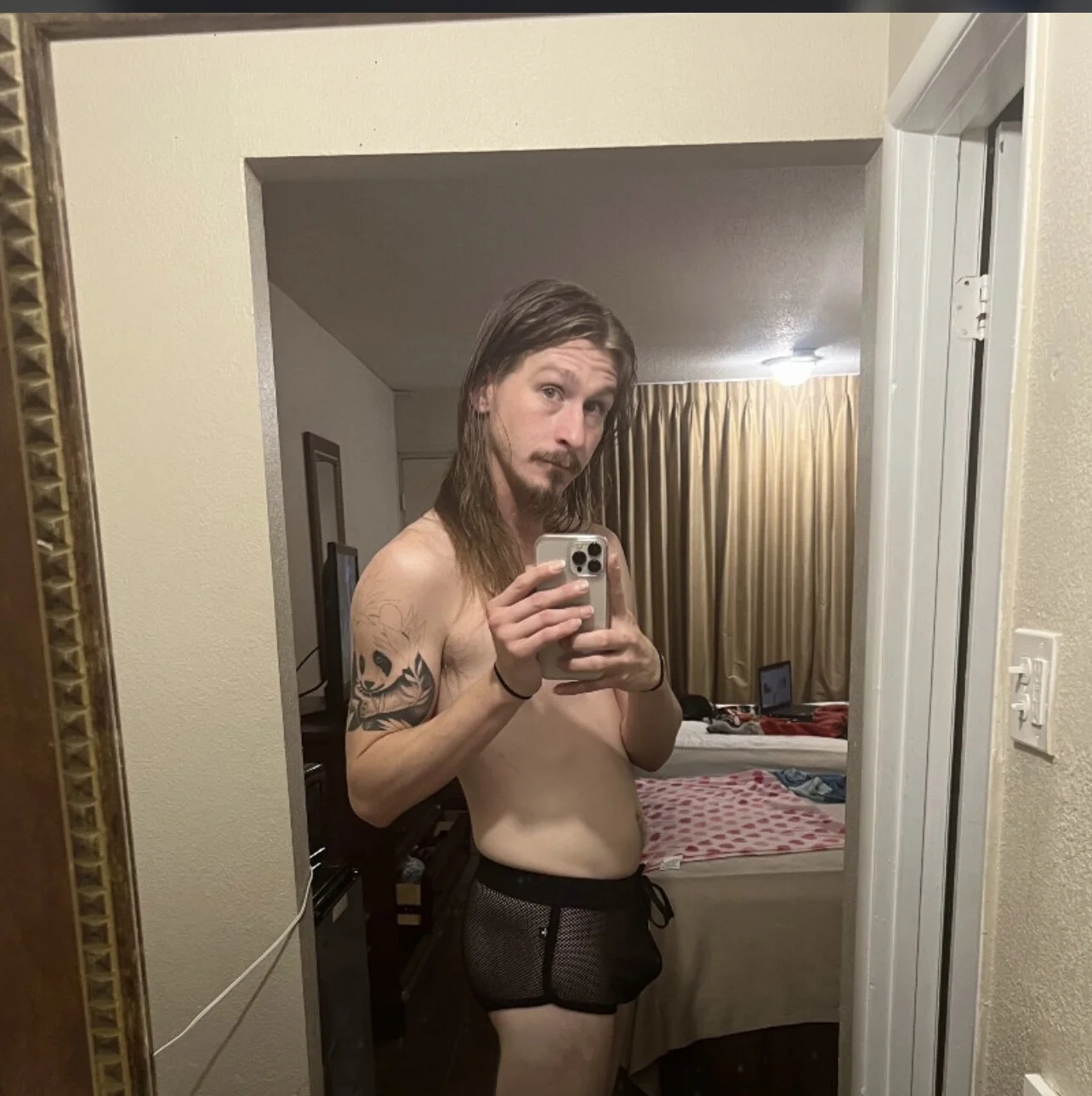 XXX Porn Photo of Nude Thisguydc 1