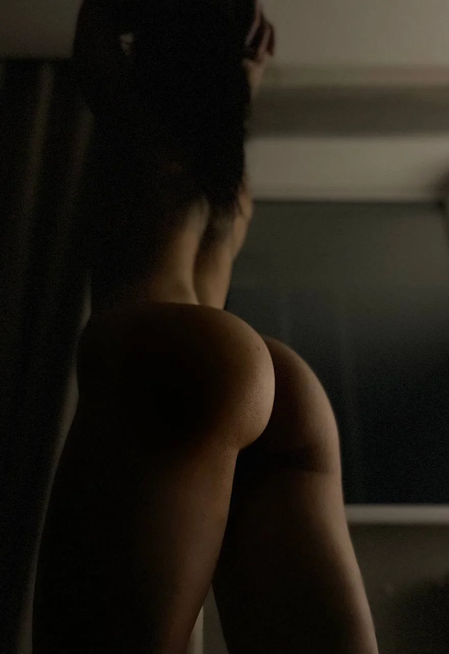 XXX Porn Photo of Nude MeekyRich 1