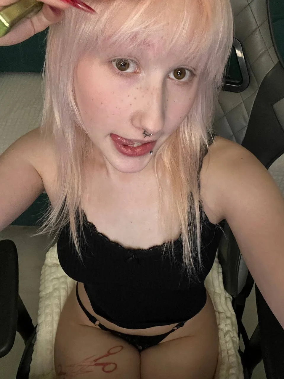 XXX Porn Photo of Nude evlica 1