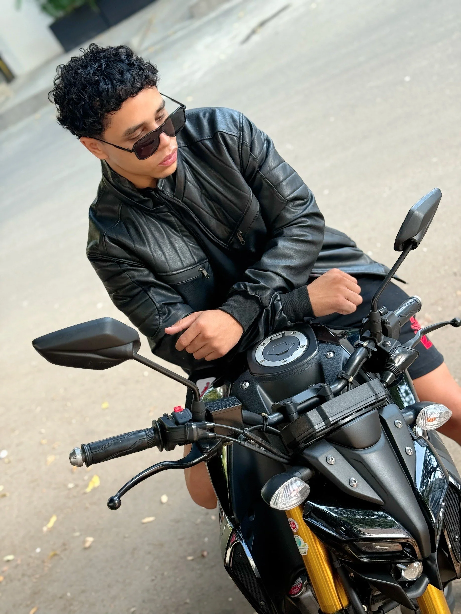 XXX Porn Photo of Nude Adrian_Volt 13