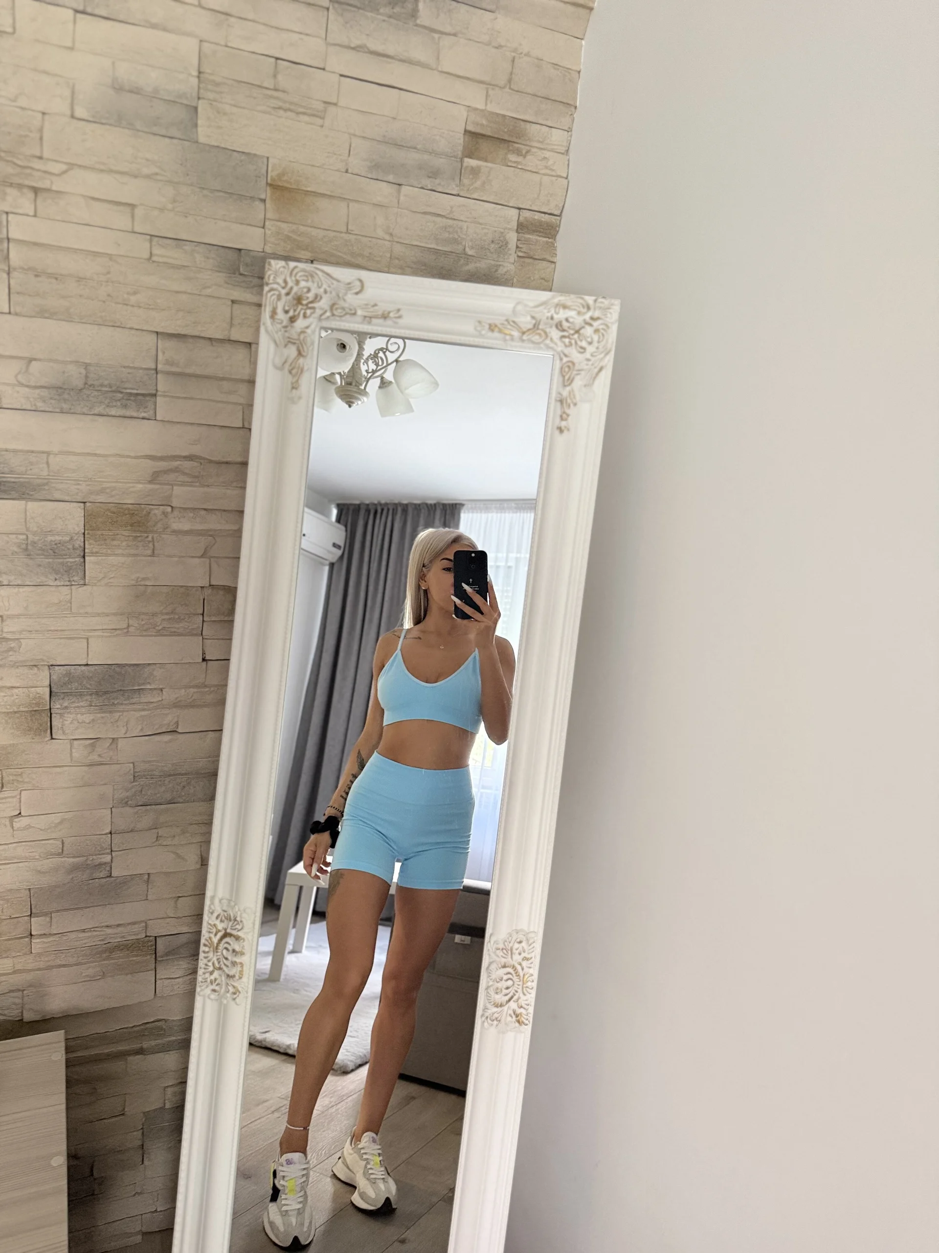 XXX Porn Photo of Nude CarlaDesire 16