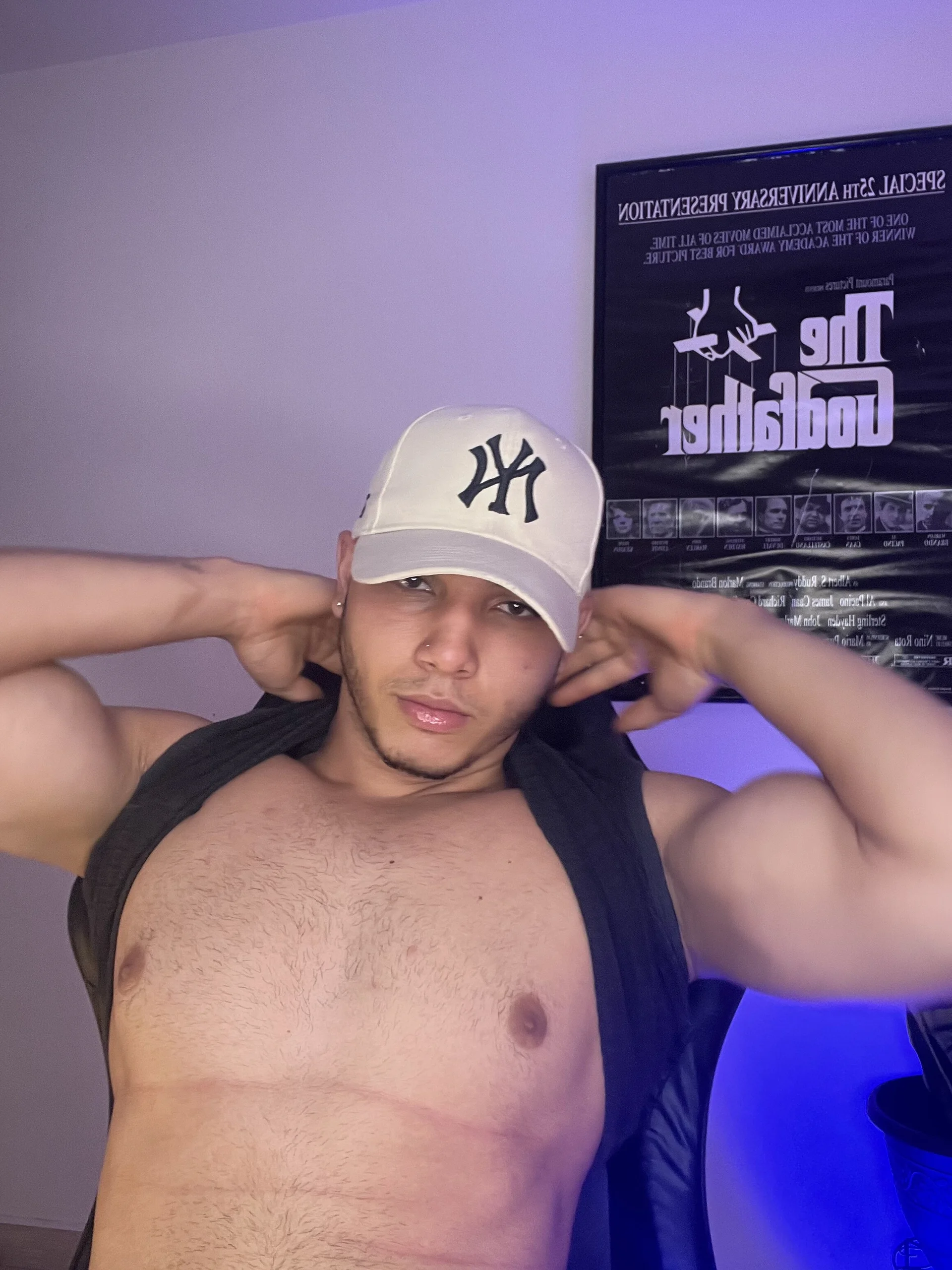 XXX Porn Photo of Nude Max_valiant 2