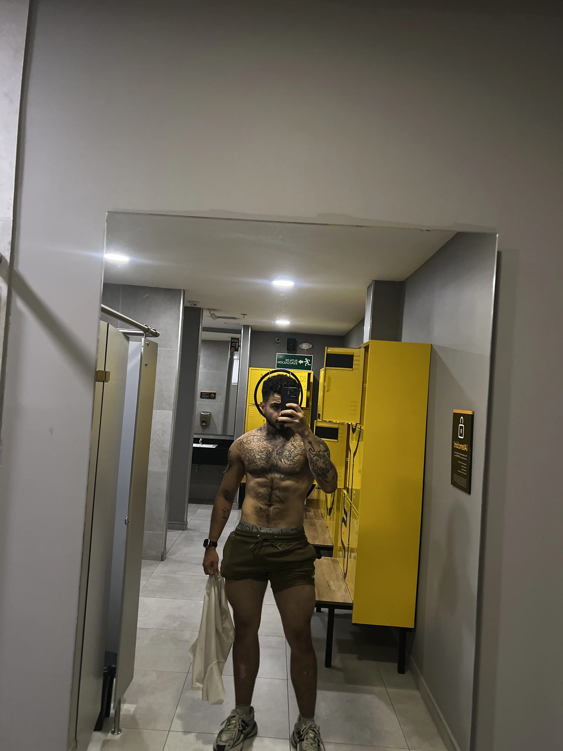 XXX Porn Photo of Nude Benjii_Carter1 129