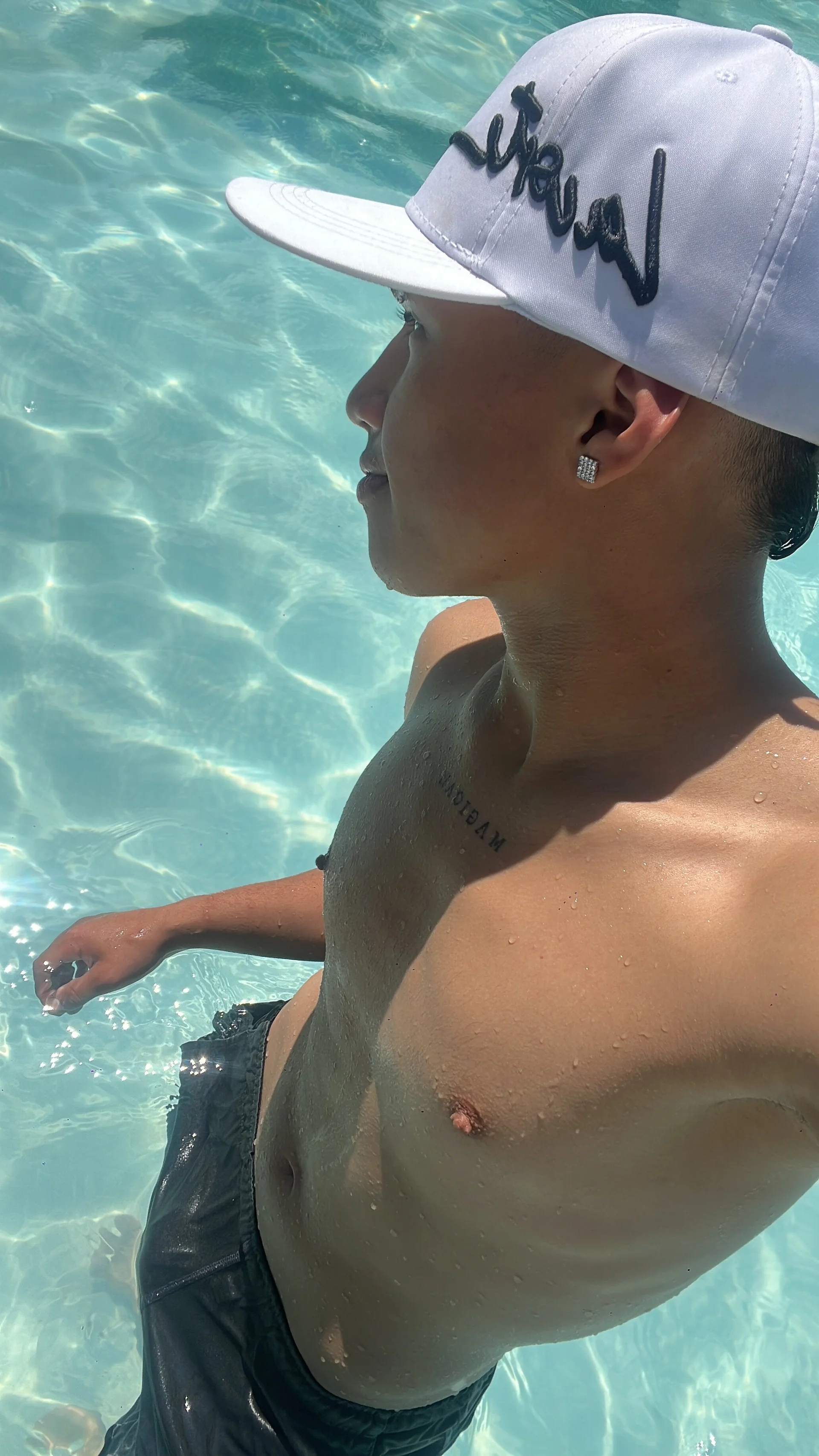 XXX Porn Photo of Nude Dominik_Souza 14