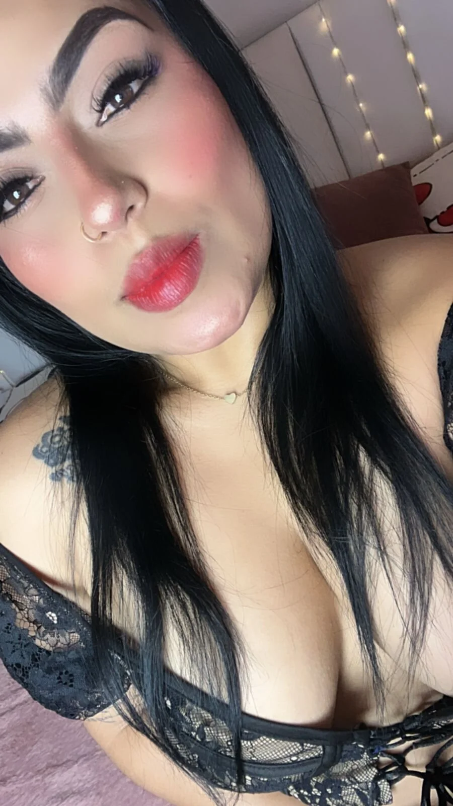 XXX Porn Photo of Nude kiana_cream 368
