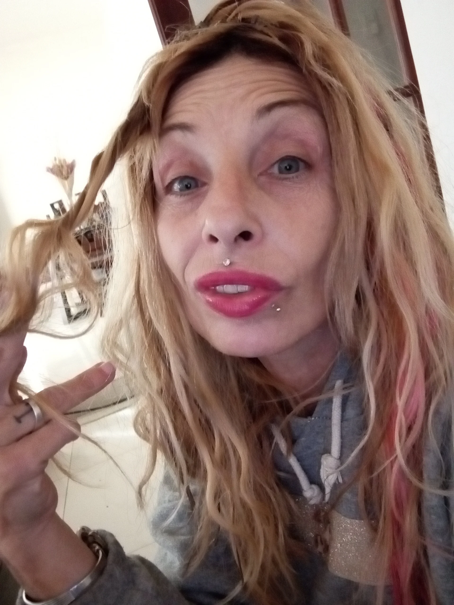 XXX Porn Photo of Nude FrozenWaffle 18