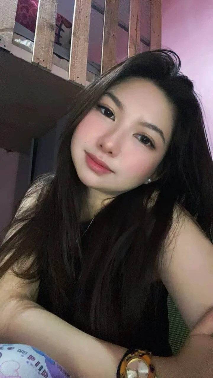 XXX Porn Photo of Nude CoralieHoner 4