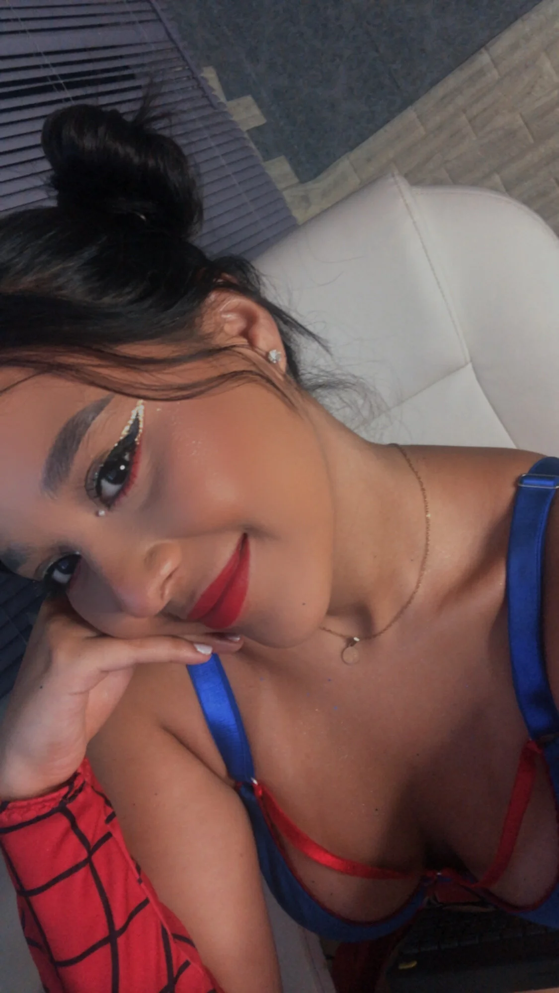 XXX Porn Photo of Nude Amberxbluee 128