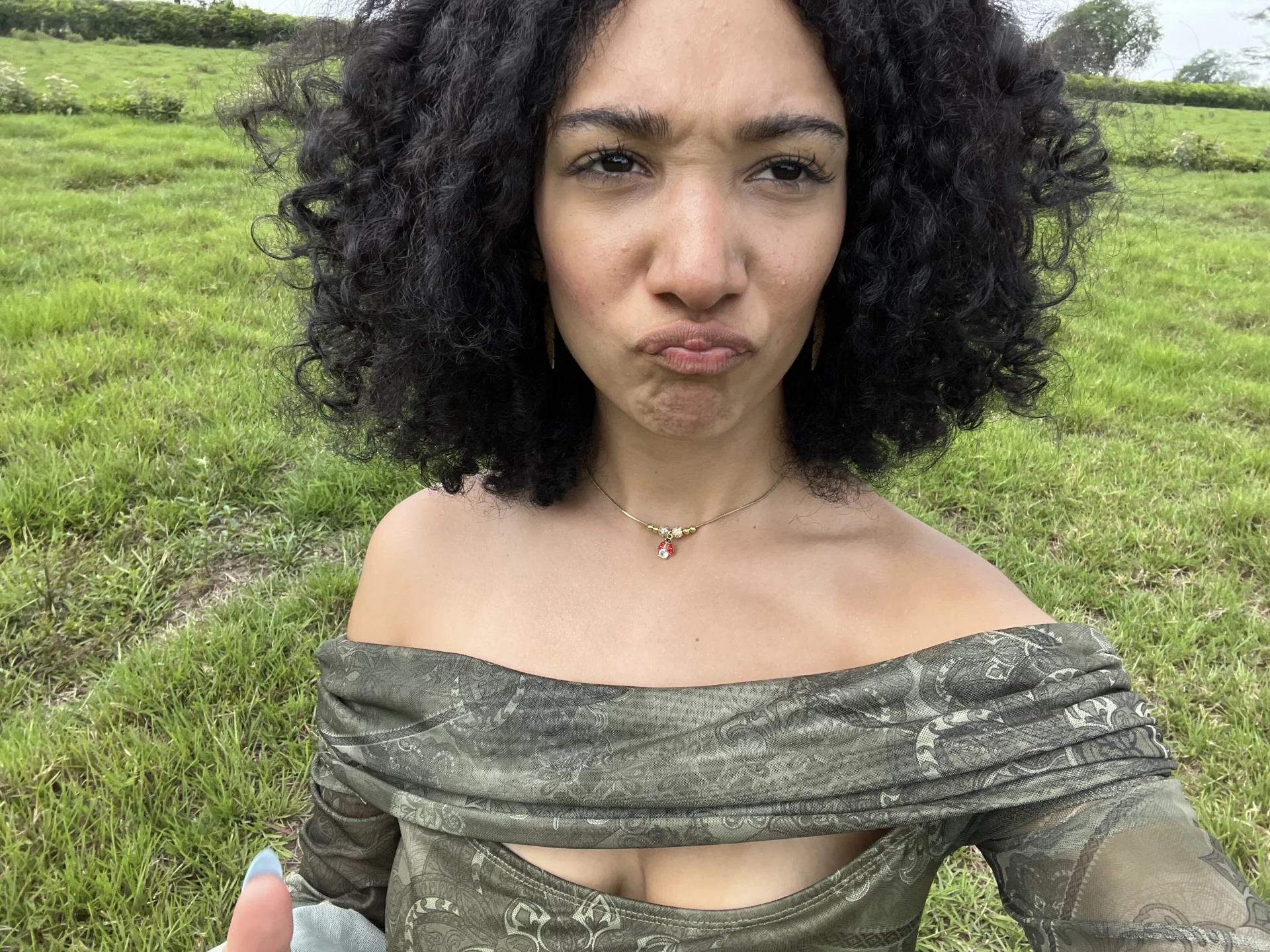 XXX Porn Photo of Nude aline_ackerman 7