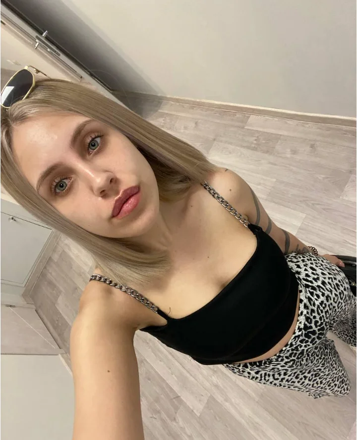 XXX Porn Photo of Nude _amymoore_ 5