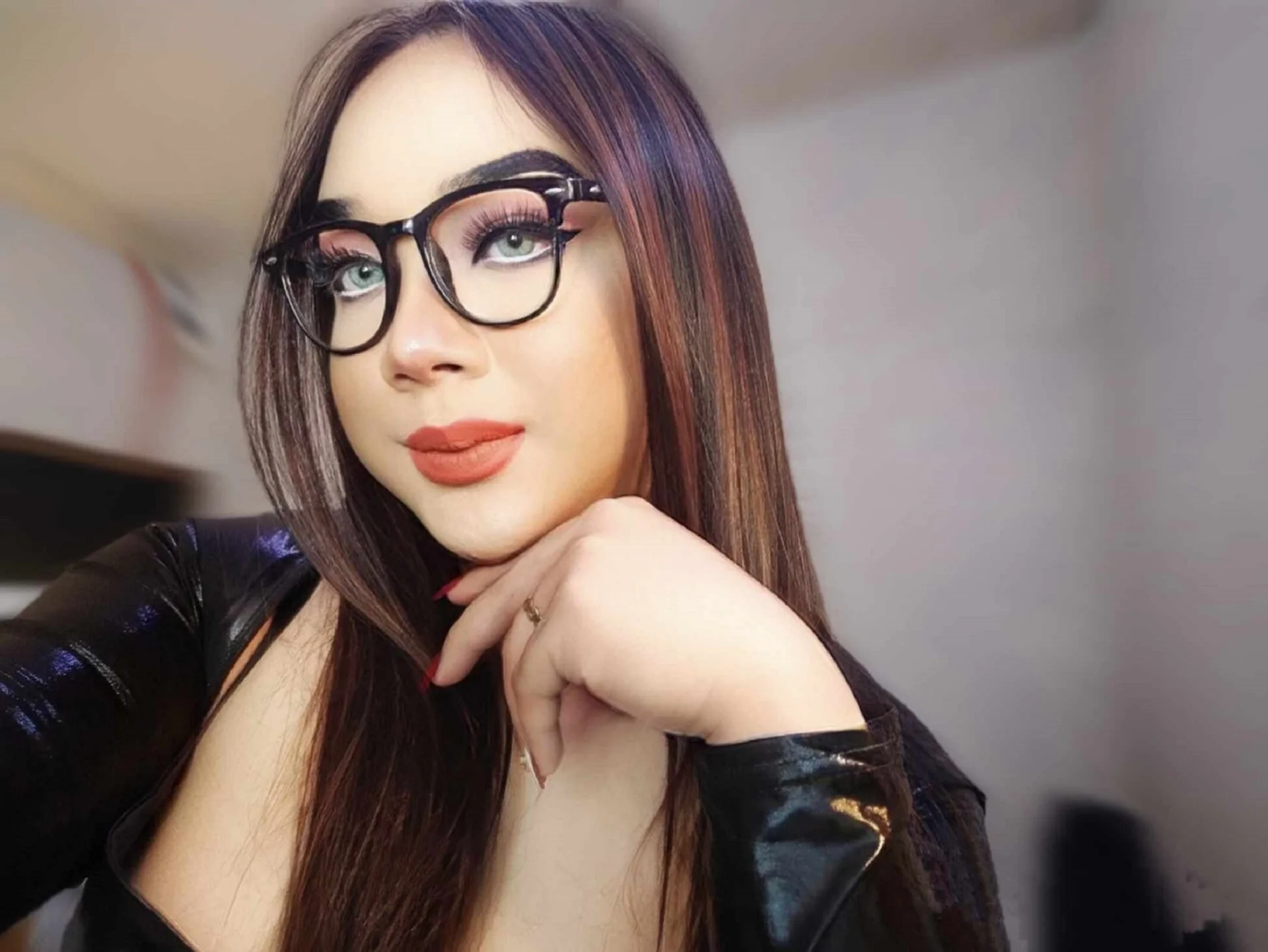 XXX Porn Photo of Nude MissBigCockLUCYxxx 13