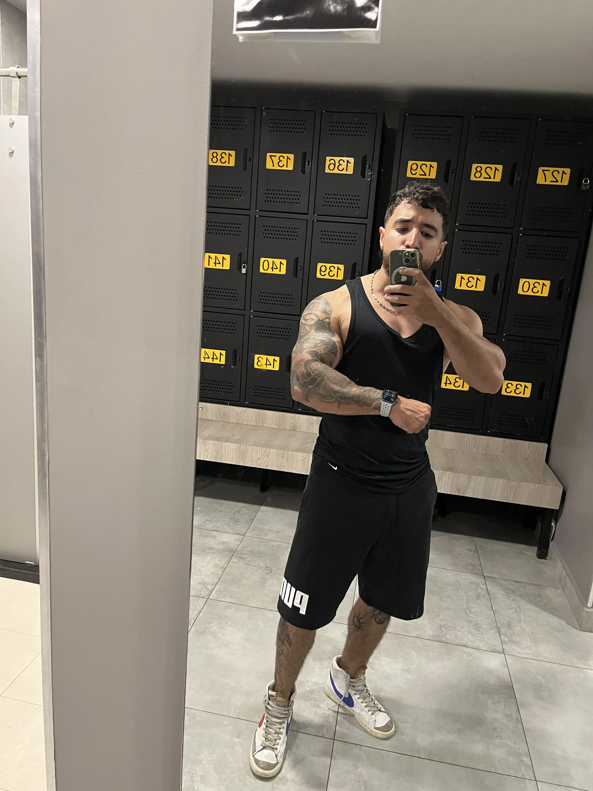 XXX Porn Photo of Nude bradley_martinez 34