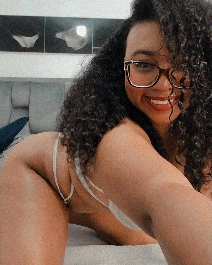 XXX Porn Photo of Nude milee_baby 10