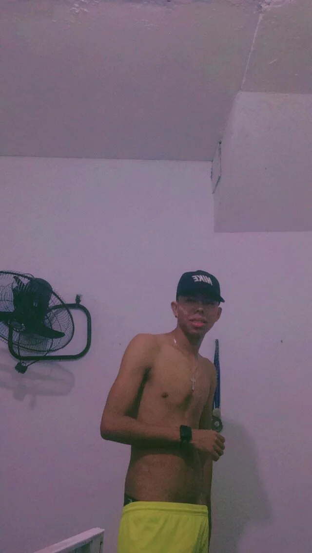 XXX Porn Photo of Nude Sebasoficial18 6